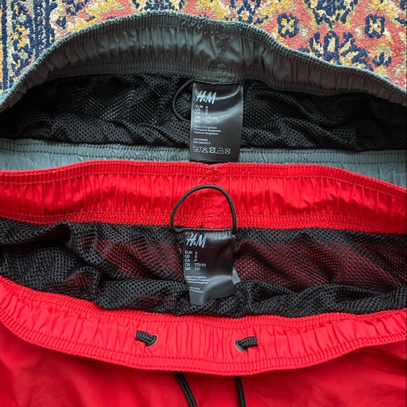 2 for 1 H&M Shorts - Picture 2 of 4